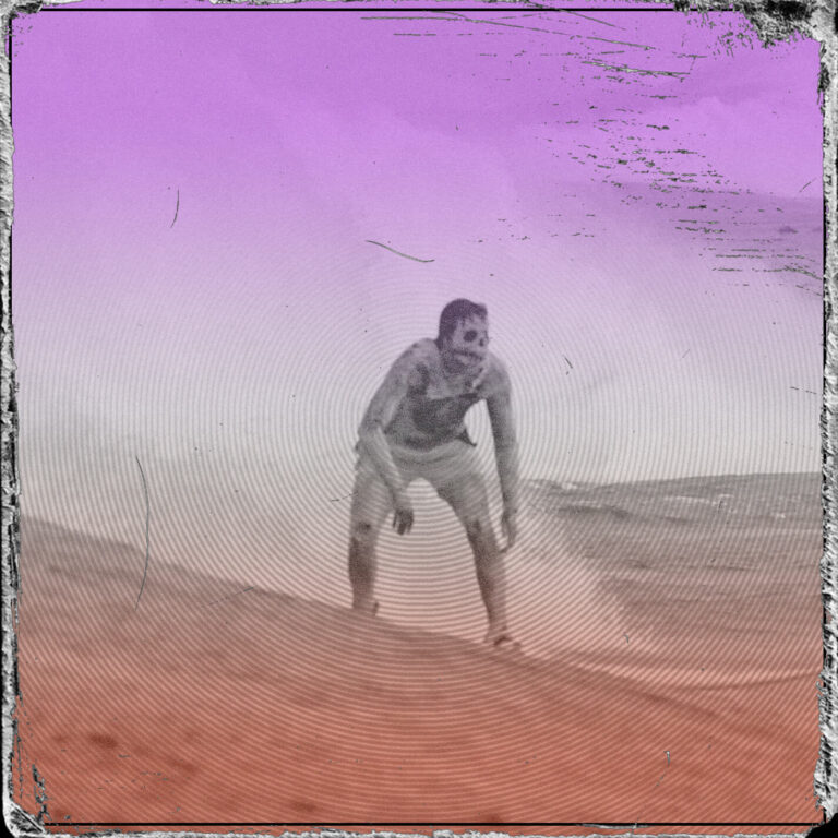 Halloween: Spooky Surfin' Dead back