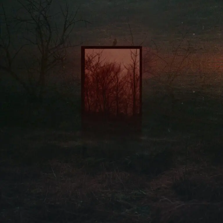 A Dark Sunset III back